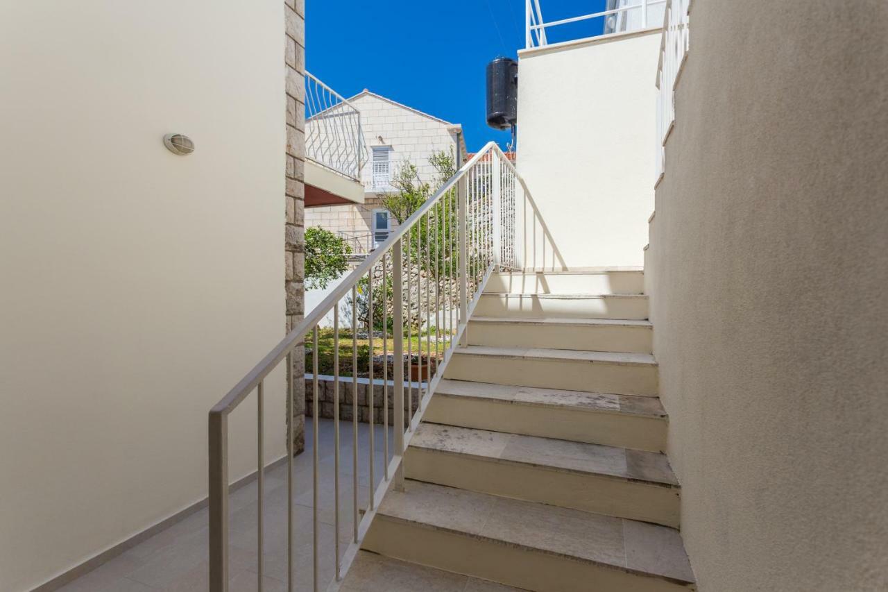 Jakov I Lucija Apartma Dubrovnik
